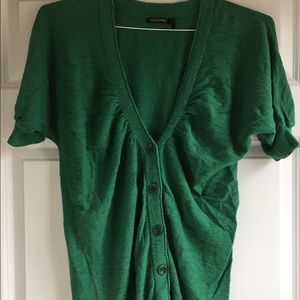 ⏰ Daisy Fuentes green short sleeve cardigan
